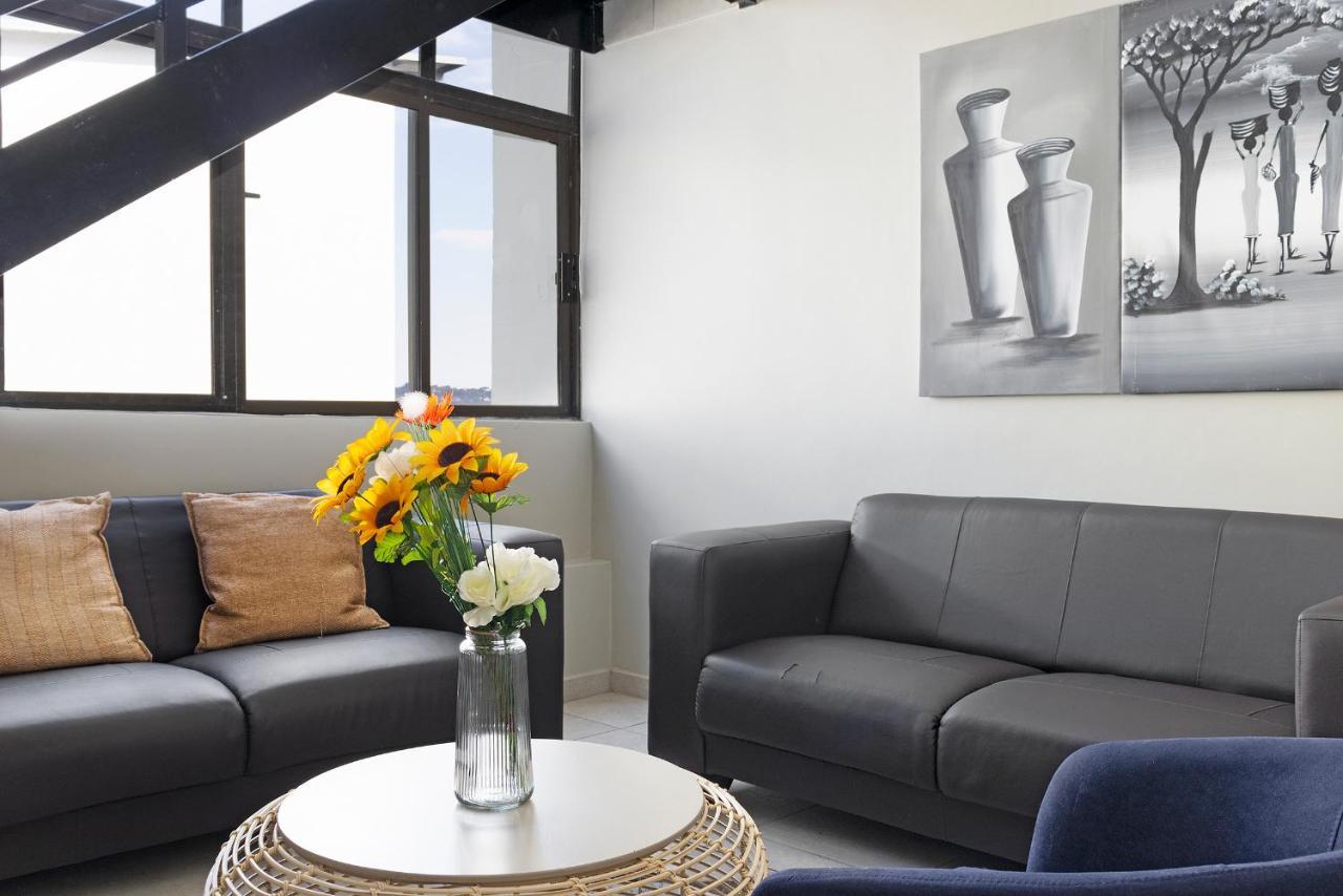 Urban Oasis Apartments At The Bolton Johannesburgo Exterior foto